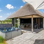 度假居 Vangel - 500m From The Sea By Interhome